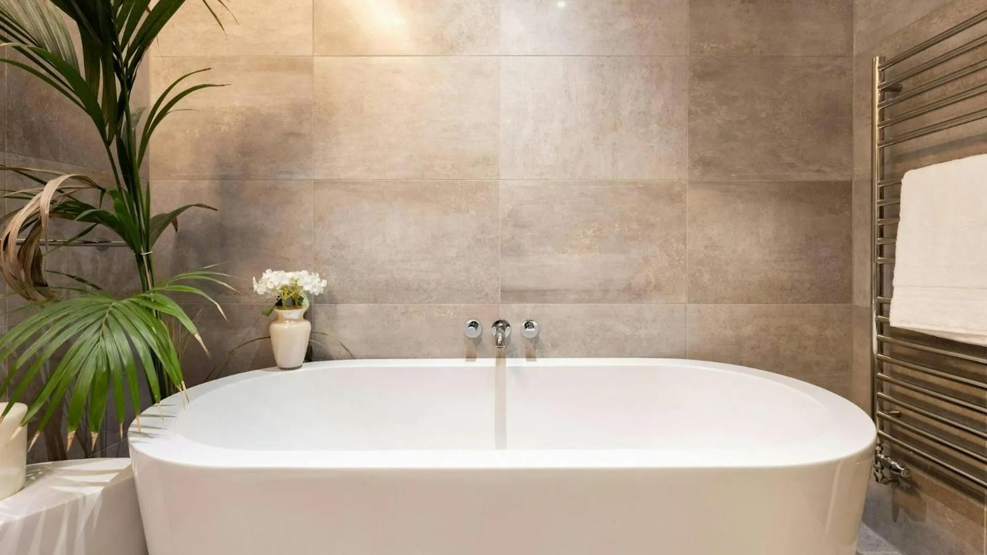 Reflejo Bcn - Apartamentos De Lujo Inspirados En El Estilo Barcellona